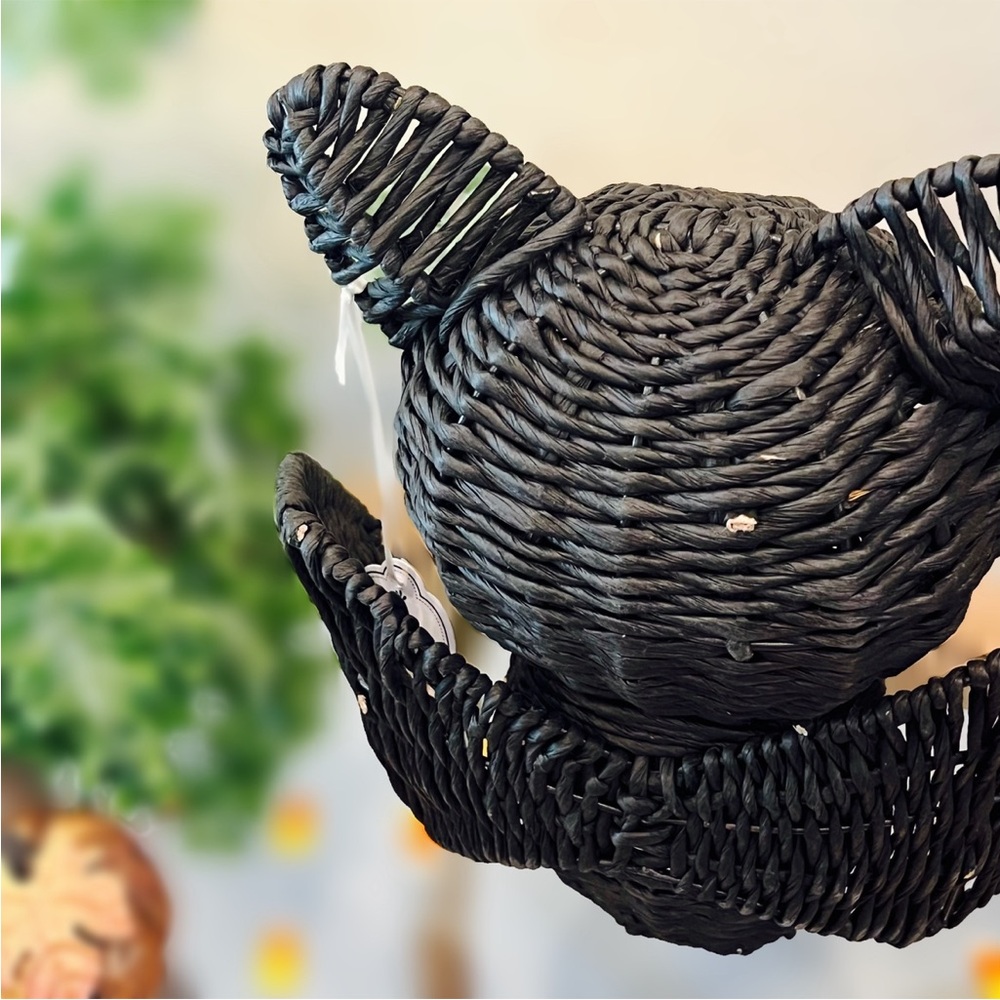 NWT Homegoods Black Woven Wicker Rattan Standing Bat Tabletop Halloween Decor - Picture 9 of 16